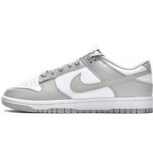 Nike Dunk Low-top SB Sneakers main image 5